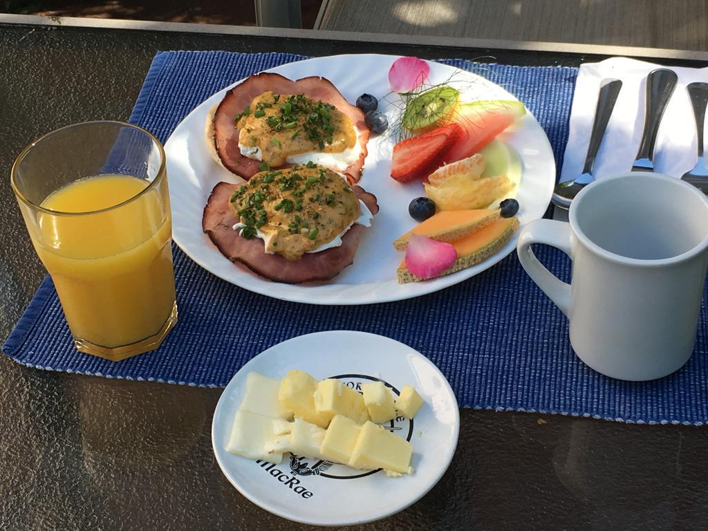Marketa'S Bed And Breakfast Victoria