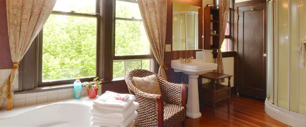 Marketa'S Bed And Breakfast 3*